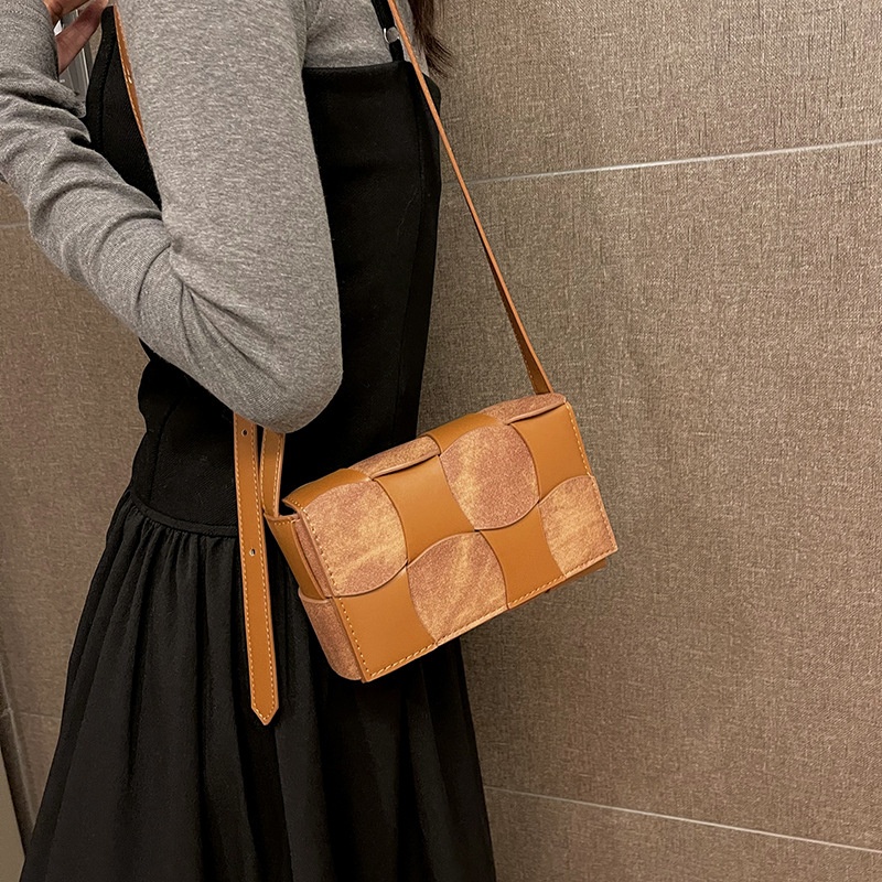 Xiaohongshu Woven Small Square Bag Femaley Hot Style Contrast Color Shoulder Messenger Bag