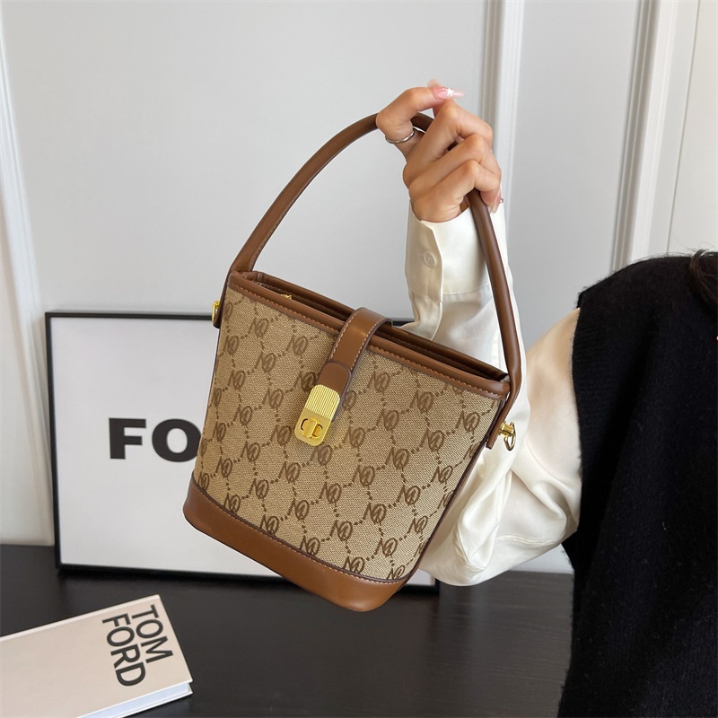 Fashion Retro Handbags For Women Contrast Color Casual Bucket Bag Niche High-end Messenger Bag