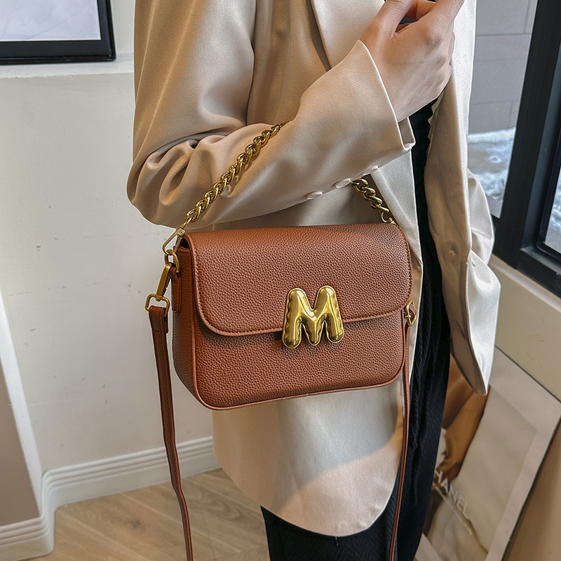 Bags Winter Women's Popular Hand-held Small Square Bags High-end Retro Shoulder Messenger Bags