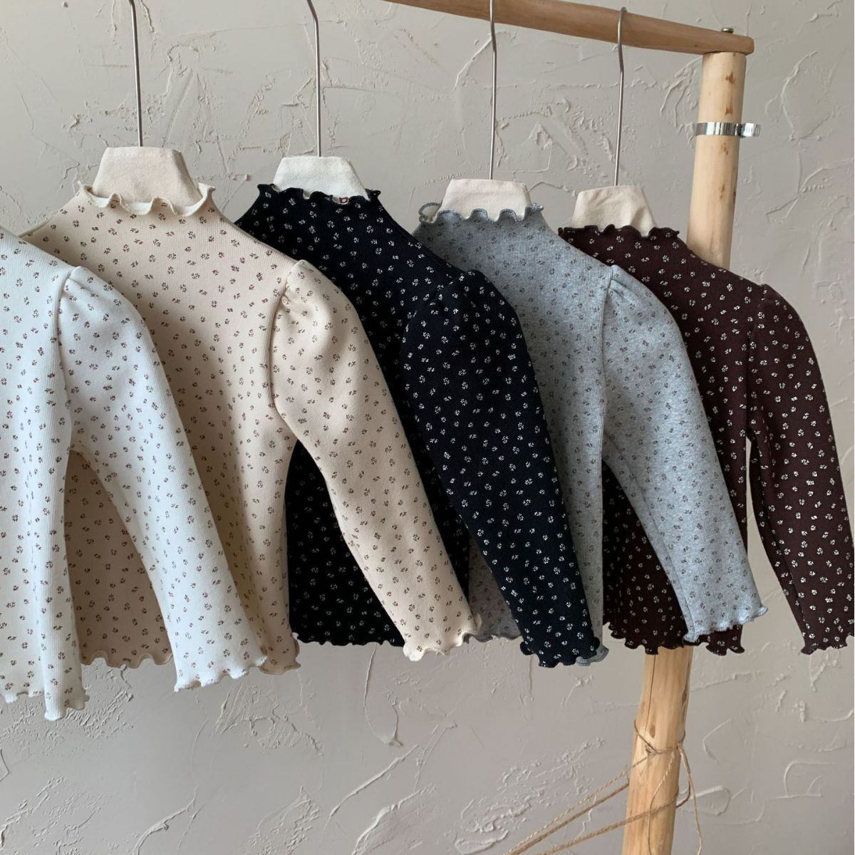 Children's Bottoming Shirt Laibaobao Winter Korean Children's Clothing Korean Version Of Floral Thickened One-piece Velvet Girls'Top