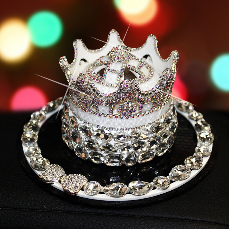Diamond Crown Car Perfume Seat Car Ornaments Female Gift Car Interior Decoration Car Aromatherapy Fresh And Long-lasting