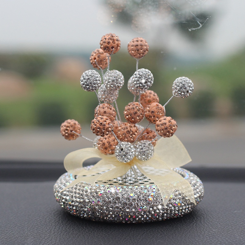 Car Aromatherapy Diamond Car Perfume Seat Creative Female Car Long-lasting Light Fragrance Car Interior Ornaments Decoration