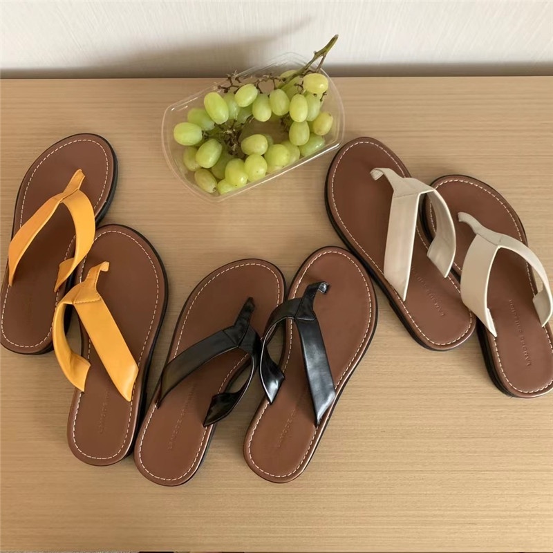 Flip-flops Women's Shoes Summer Wear Fashionable Summer Outing Clip-toe Soft Bottom Beach Sandals