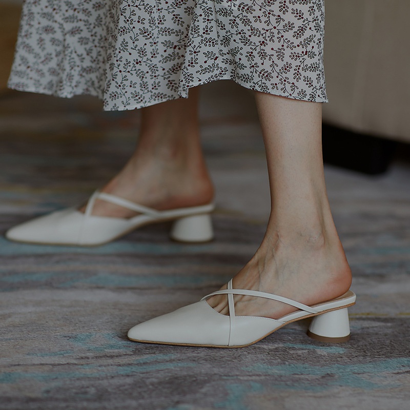 All Cowhide Simple And Elegant Pointed Toe Summer Medium Thick Heel Closed Toe Sandals Muller Cowhide Slippers