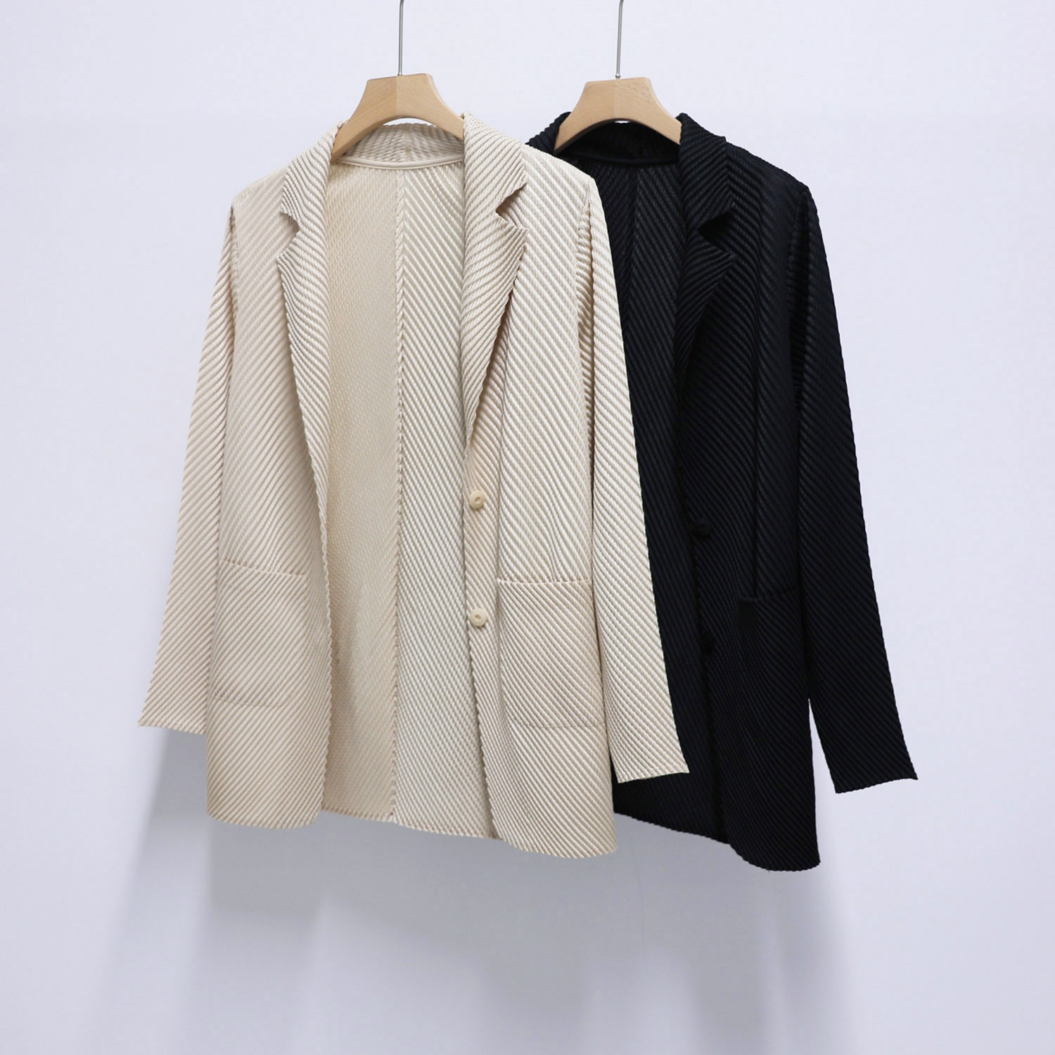 Miyake Suit Jacket For Women,Style For Spring And Autumn,Niche Fish Scale Pleats,High-end Temperament,Commuter Suit