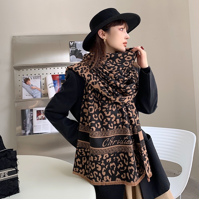 Cashmere Warm Shawl Autumn And Winter Korean Version Fashion Neck Scarf All-match Simple Plaid Scarf