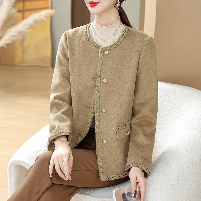 Small Chanel Style Mother's Coat Spring Version Small Mother Woolen Coat Short Version Middle-aged And Elderly Women's Spring And Autumn Tops