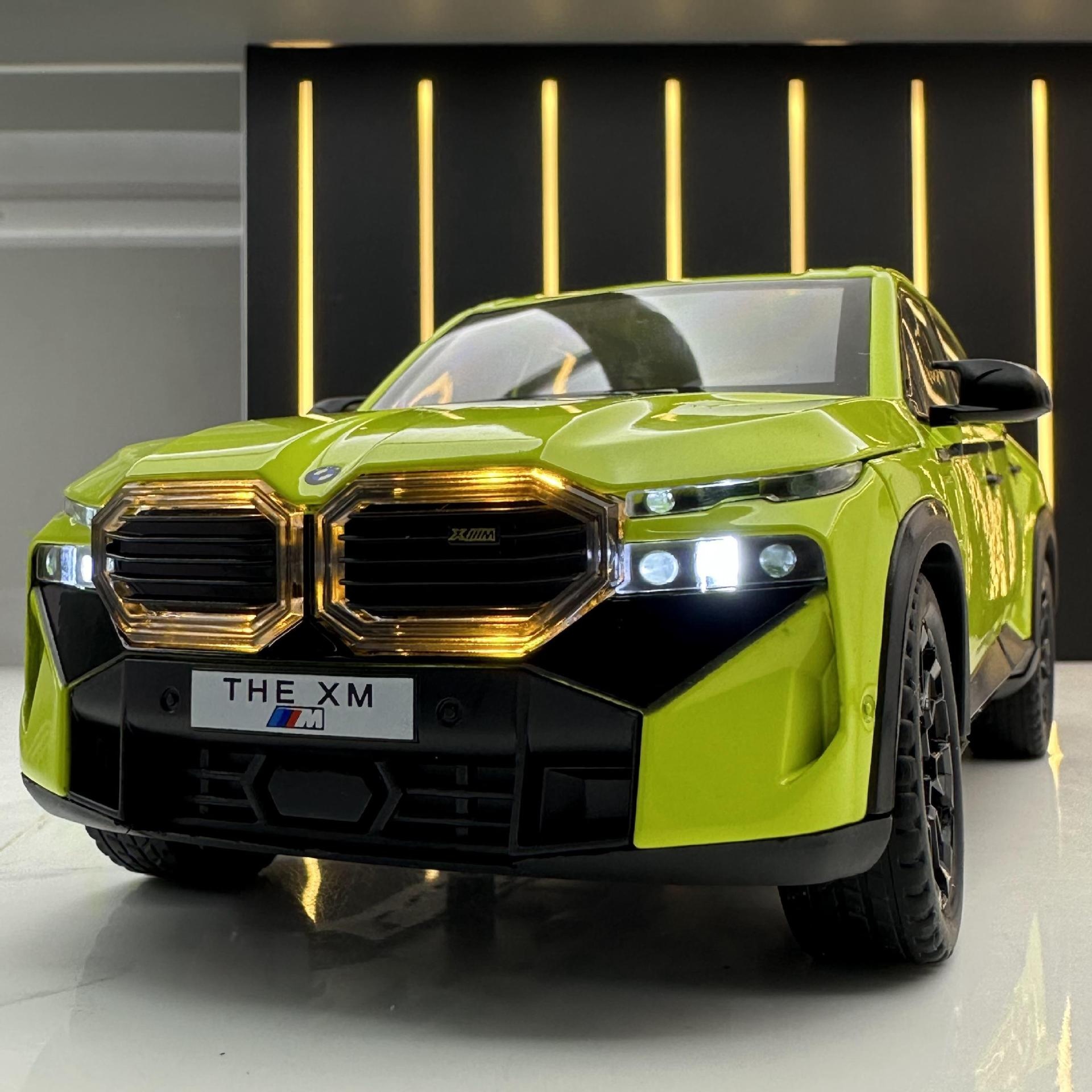 Weili Alloy Car Model1:24 Baoma XMOff-road Vehicle With Sound And Light Pull Back Toy Car Music Model Ornaments Collection