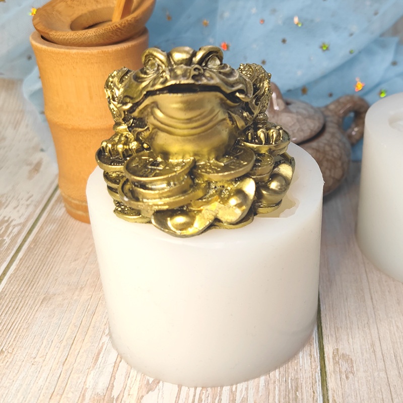 Lucky Golden Toad Retro Ornaments Epoxy Cement Ceramic Clay Soft Clay Food Grade Silicone Mold