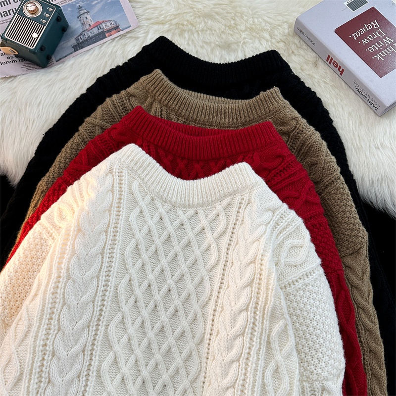 Red Sweater:Relaxed Fit With Sophisticated Chunky Cable Knit Design