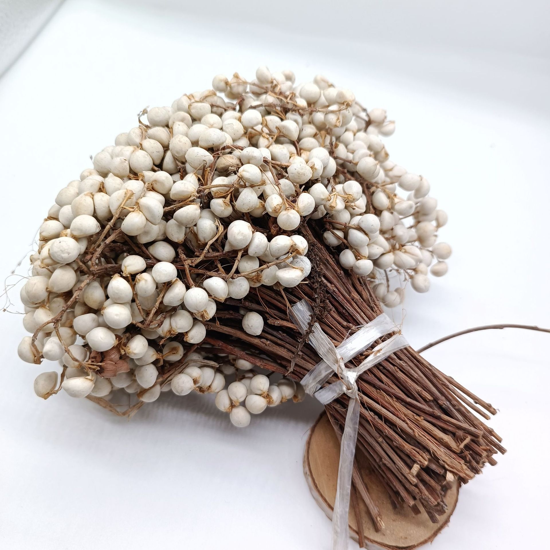 Small Ginkgo Dried Flower Winter Mushroom Grass Barley Fruit Christmas Tree Pine Tree Decorative Branches Plant Nordic Bouquet