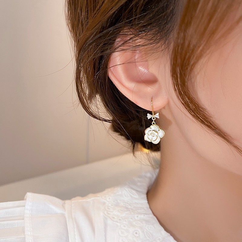 S925 Sterling Silver White Camellia Earrings Pearl Pendant Ear Hooks Sweet Bow Earrings Oil Drop Light Luxury Earrings