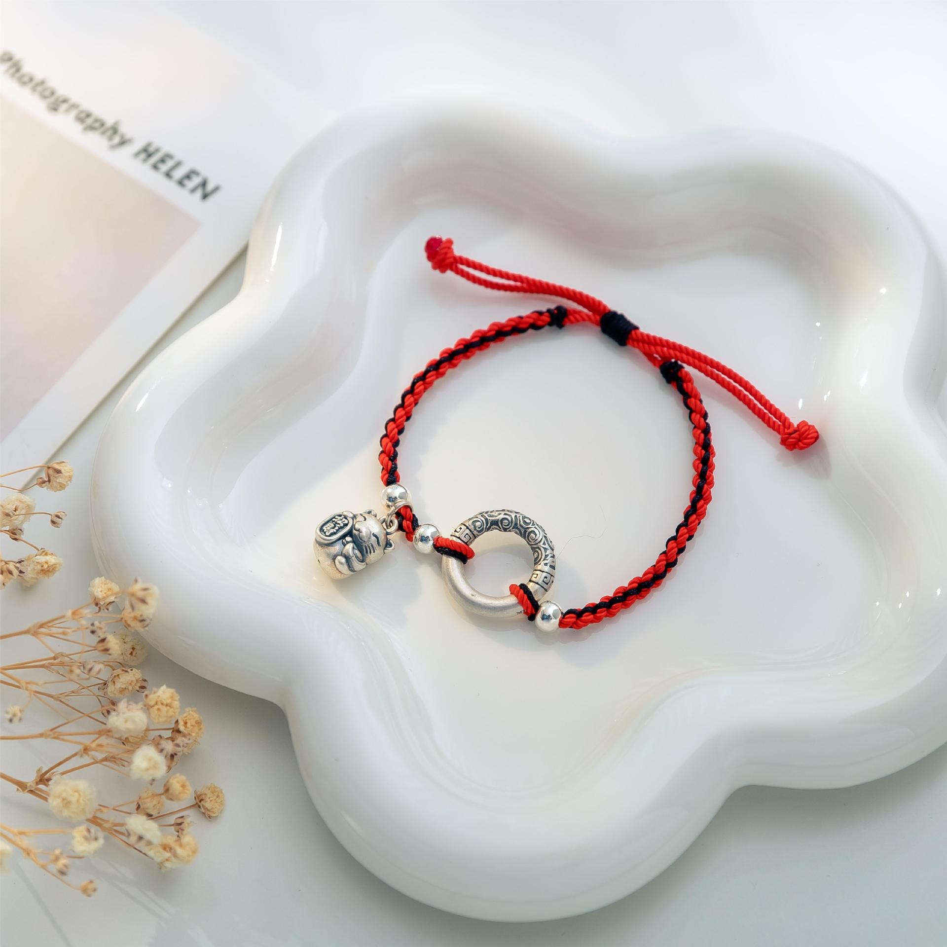 Chinese Lucky Cat Auspicious Cloud Fortune Red Rope Sterling Silver Pure Hand-woven Bracelet Snake Year Zodiac Year Red Rope Bracelet