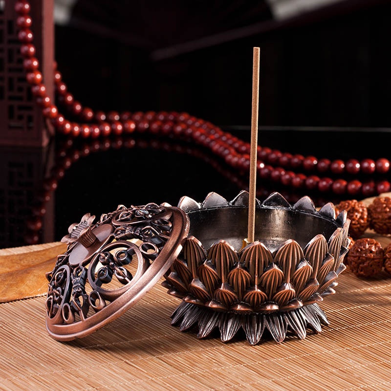 Aromatherapy Furnace Vajra Lotus Incense Burner Flat Top Household Alloy Tower Incense Incense Burner Incenseert Sandalwood Burner Plate Incense Burner