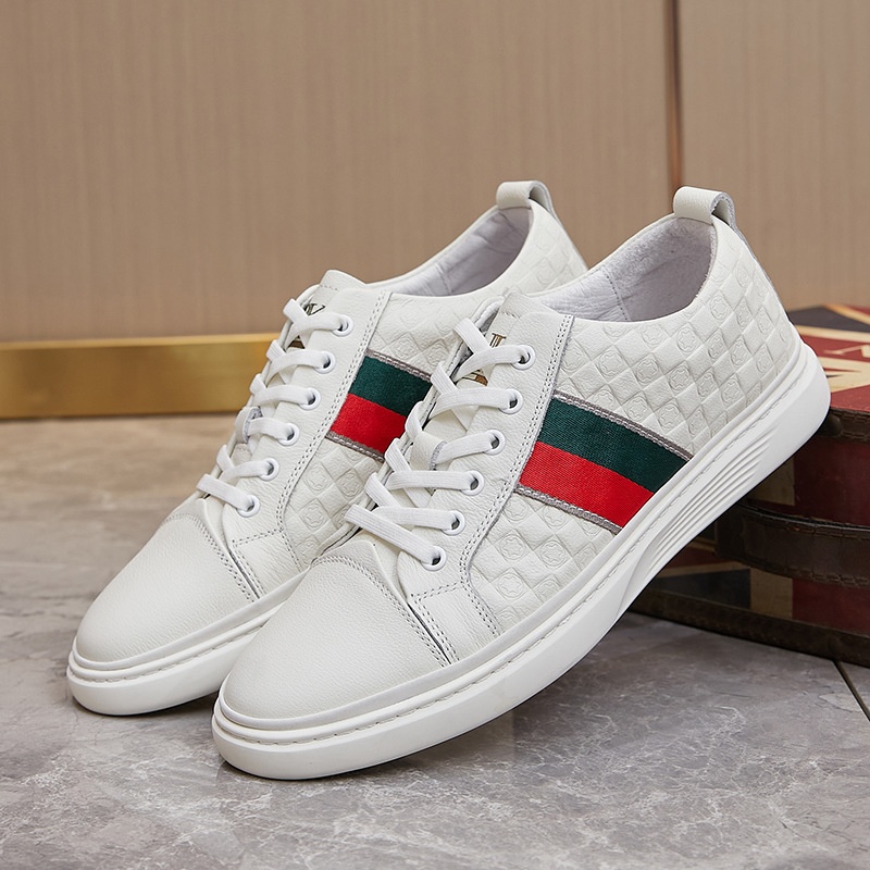 Fashion Embossed Men's Shoes Online Comfortable Korean Fashion Leather Strap Men's Shoes S