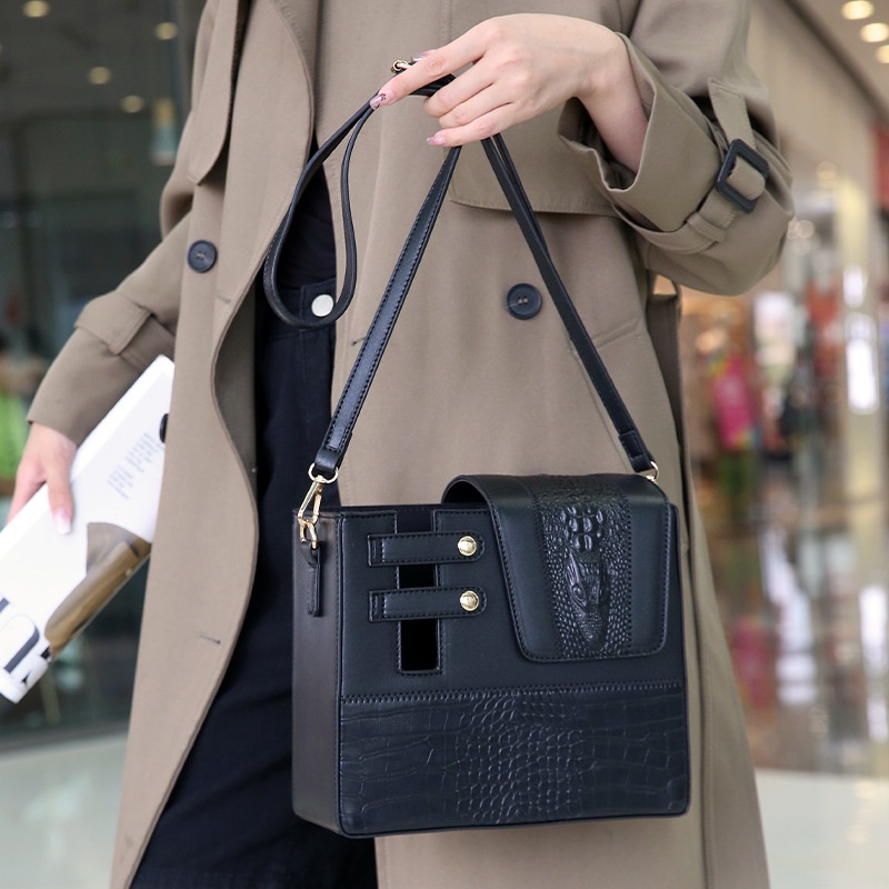 Stanley Cup Bag Outdoor Portable Beverage Bottle Water Cup Bag Crocodile Pattern Portable Water Cup Bag Universalulation Cup Bag Water Cup Storage Bag