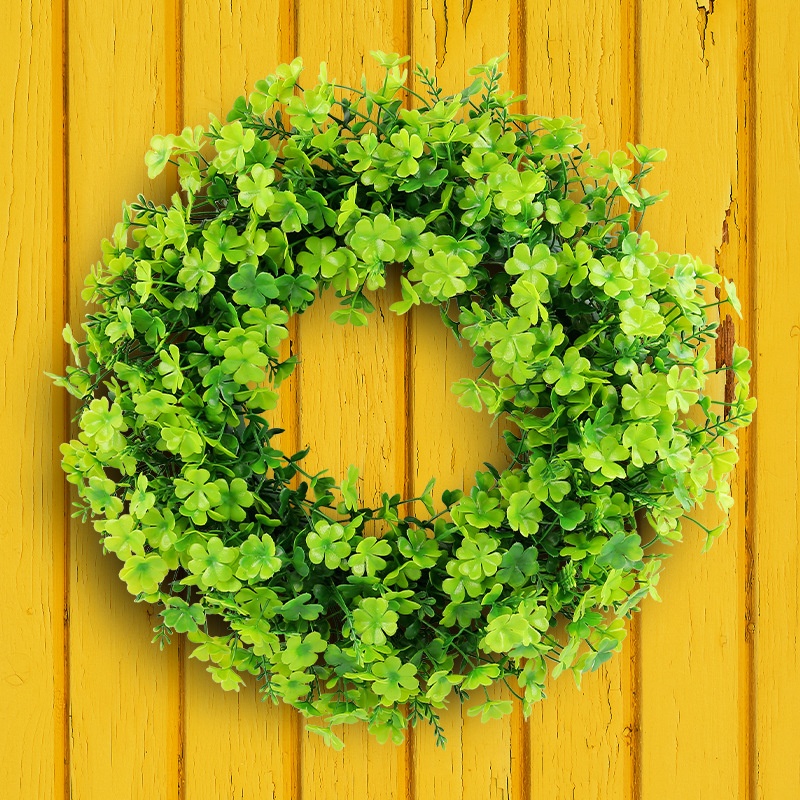 Irish Festival Simulation Four-Leaf Clover Wreath Spring Simulation Wreath Outdoor Courtyard Decoration Door Hanging