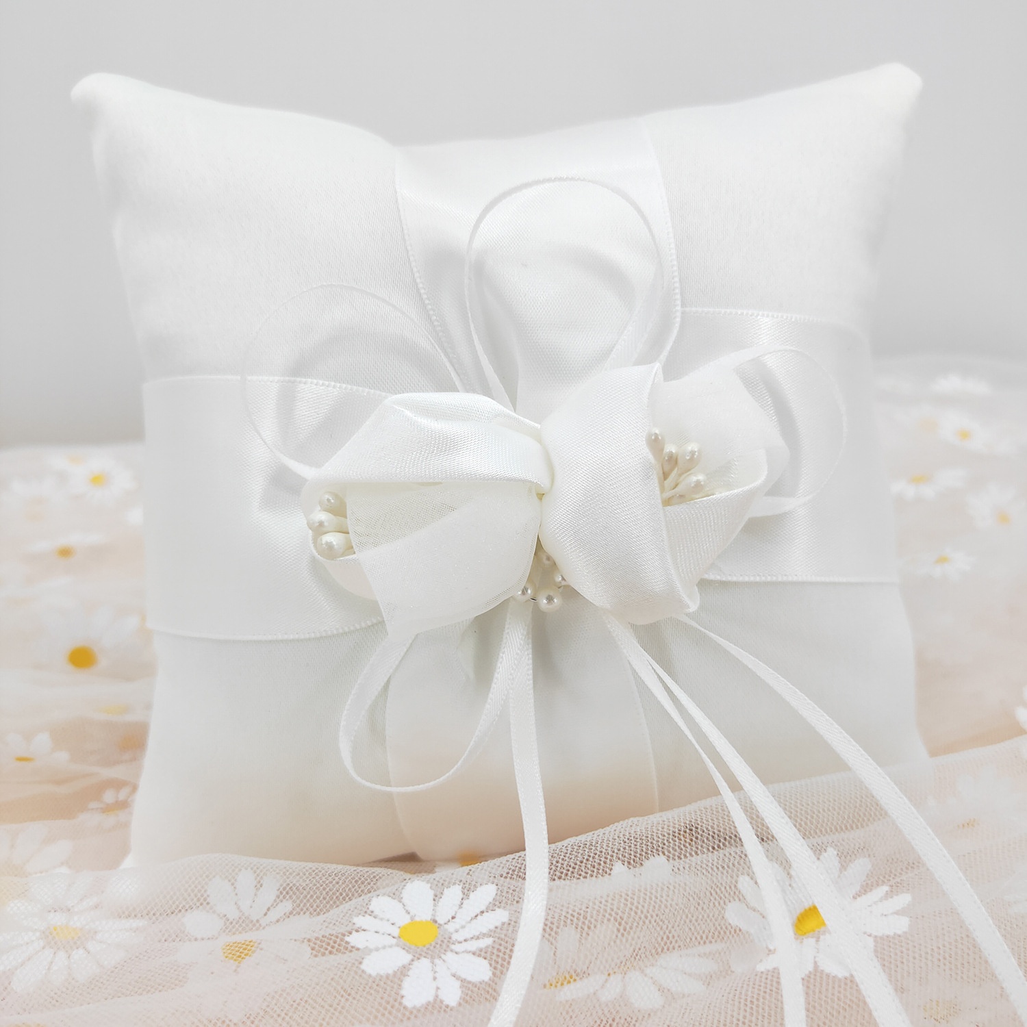European Wedding Supplies Flower Bud Cross Bridal Ring Pillow Flower Ring Pillow Wedding Ring Setting