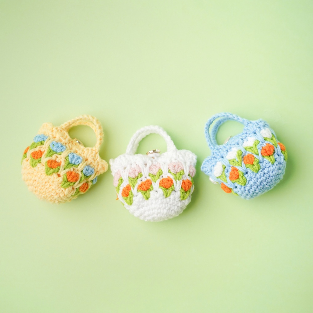 Finished Hand-woven Wool Tulip Earphone Bag Bluetooth Earphone Bag Universal Earphone Protective Cover