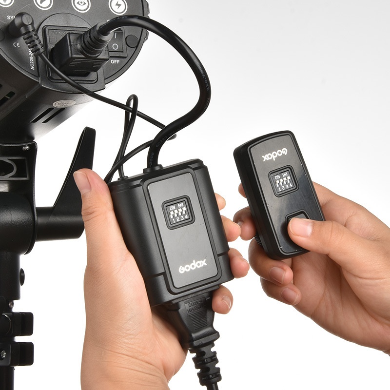 Godox D M-16 Flash Trigger Transmitter Wireless Trigger Studio Light S L R Camera Receiver