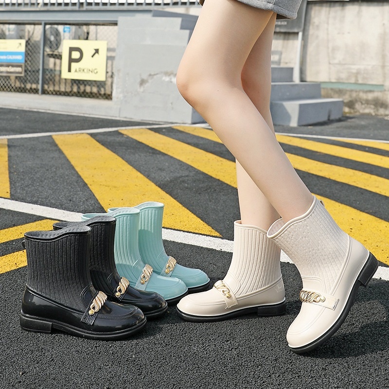 Fashion Rain Boots For Womeny Short Tube Water Shoes Four Seasons Outdoor Work Shoes Korean Version Girls Waterproof Car Wash Shopping Rain Boots