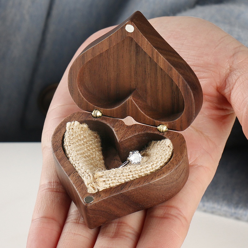 Creative Jewelry Box Wooden Engagement Heart-shaped Ring Necklace Storage Box Walnut Ring Box
