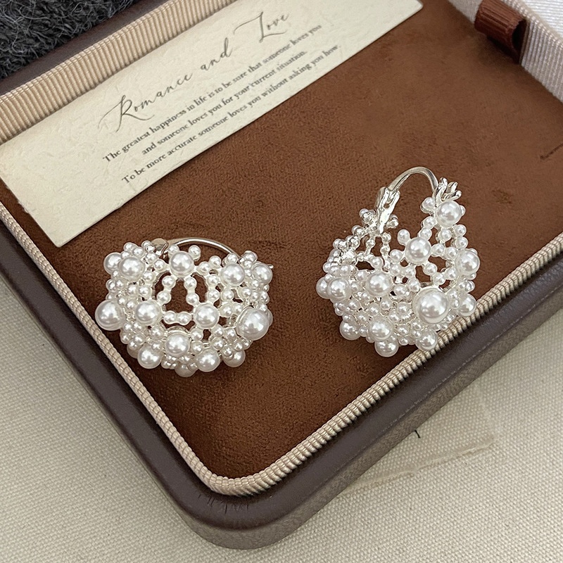 Thick Silver High-end Sense Small Rice Beads Basket Ear Buckle Niche All-match Elegant Light Luxury Hollow Earrings Explosive Earrings