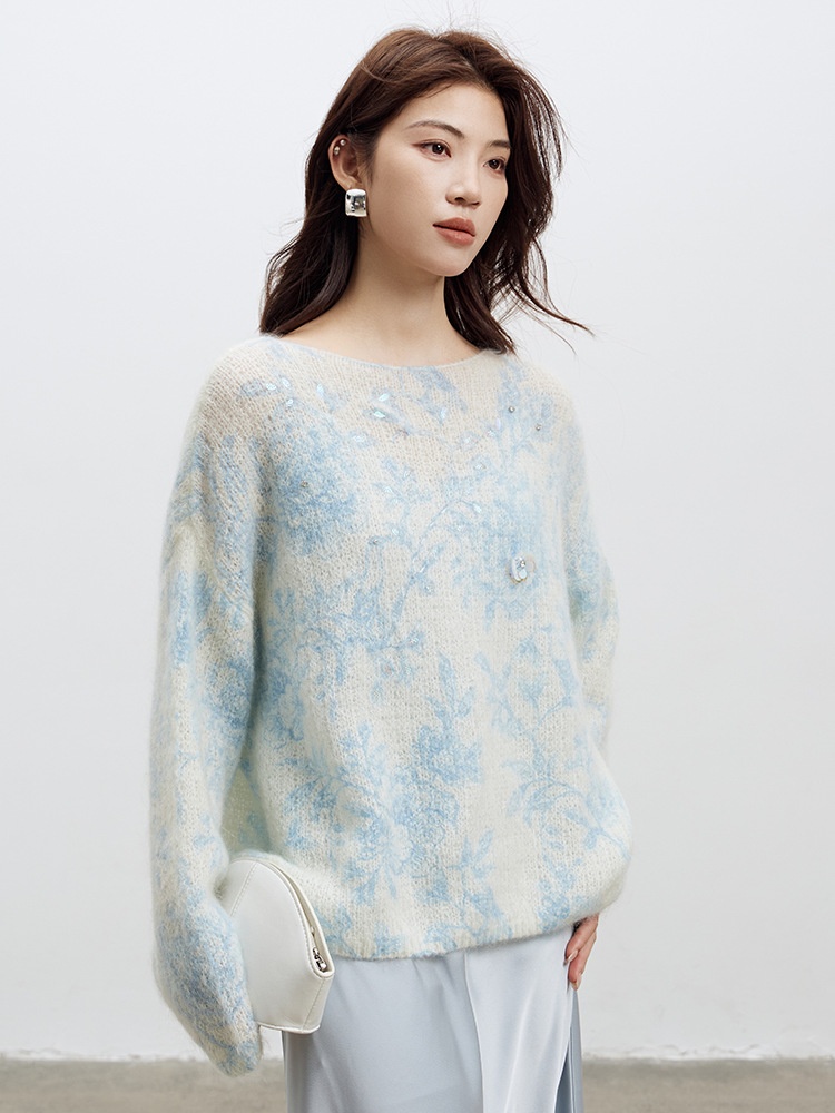 Printed And Dyed Mohair Sweater With A Boat Neckline And Loose Knitted Cardigan