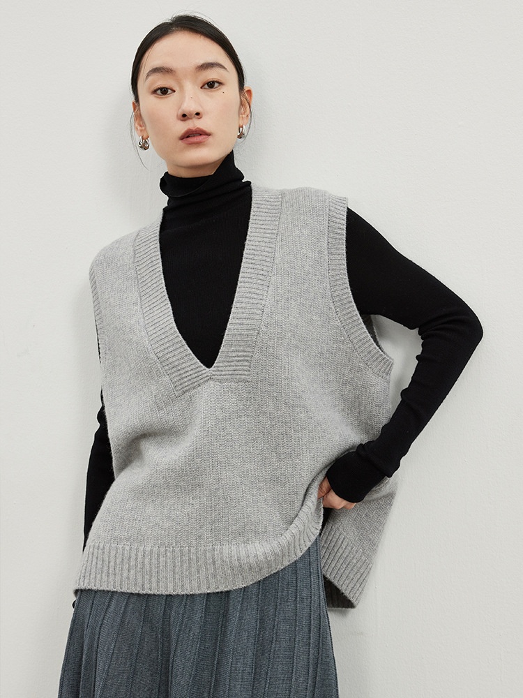 Self-Retained Stacked Thick Needle 100 Wool Vest Large V Neck Sleeveless Knitted Vest Women's 25 Early Autumn Top