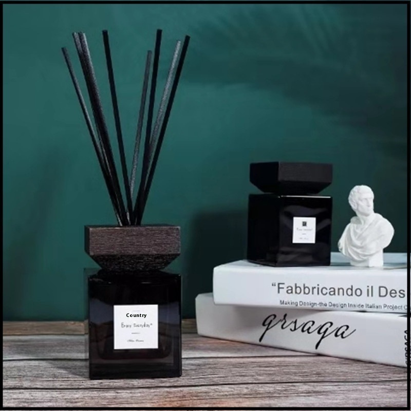 Square Perfume Bottle Aromatherapy Bottle Empty Bottle Indoor Deodorization Fire-free Aromatherapy Essential Oil Rattan Hotel Decoration Ornaments