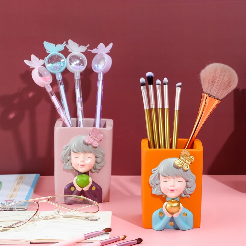 Cute Girl Pen Holder Desktop Ornaments Home Office Storage Bedroom Makeup Brush Multifunctional Creative Gift