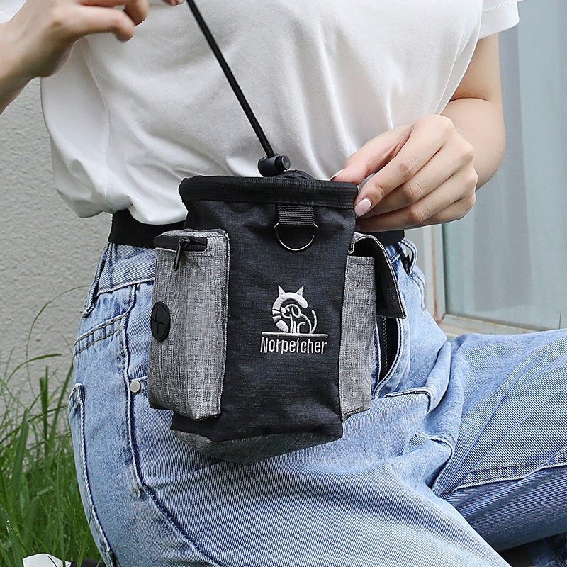 Pet Training Waist Bag Dog Walking Dog Training Tool Dog Training Artifact Snack Bag Dog Reward Dog Food Carry-on Bag