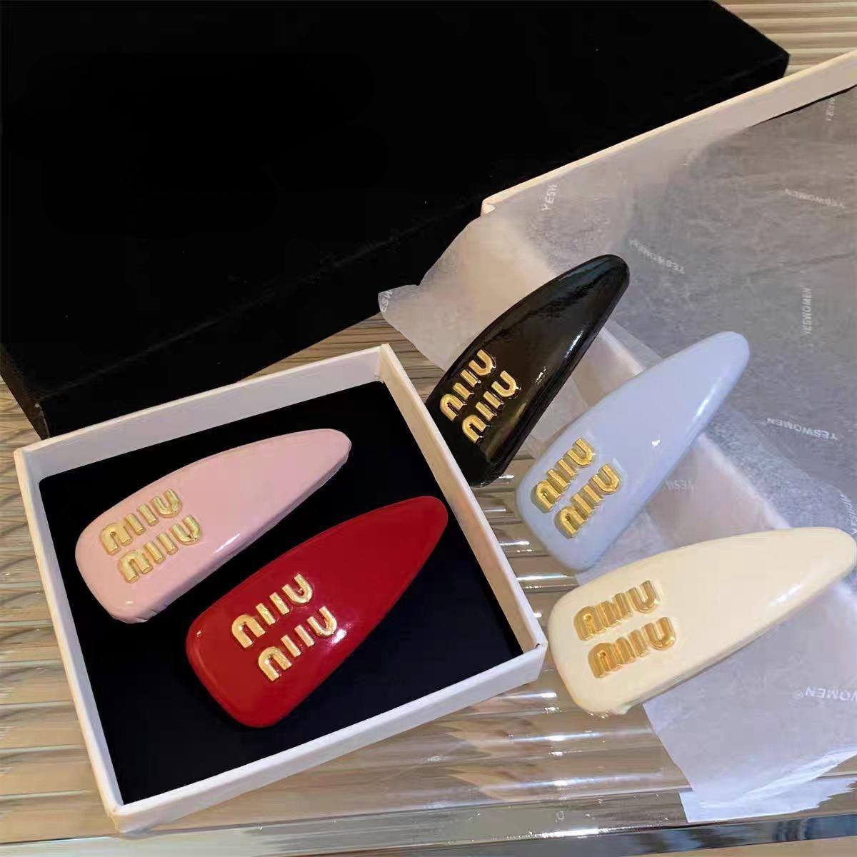 High Leather Letter BB Clip Internet Celebrity Side Bangs Clip All-match Top Clip Style MinMin Sweet Cool Hairpin Hair Accessories