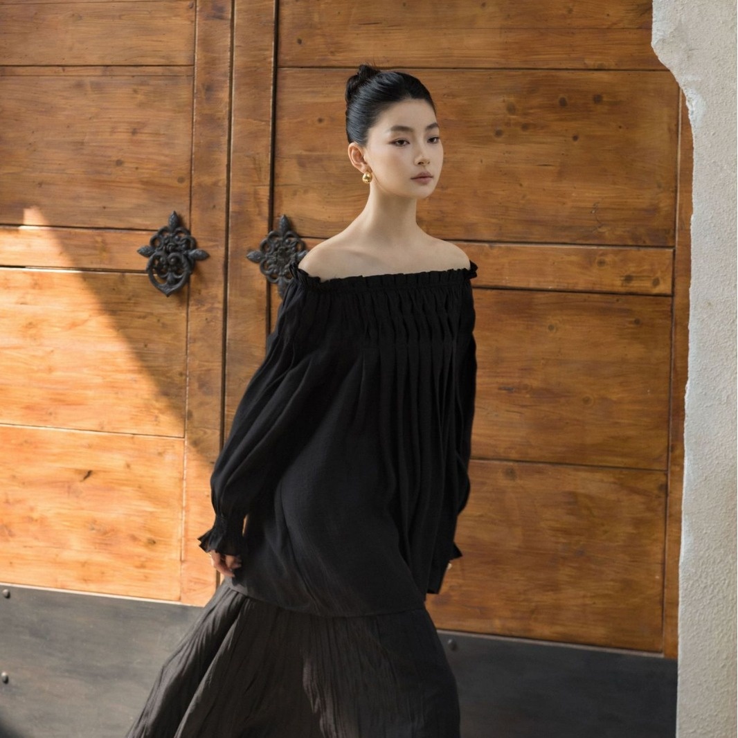 Spring Arrival Celebrity Style One-shoulder Pleated Pullover Long-sleeved Top Sweet Loose Women's Clothing