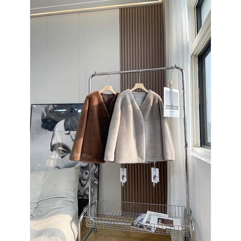 The Fugitive Daughter's Ultra-high-weight European Mink Velvet Imitation Mink Fur Jacket Has A Loose V-neck And Is Really Popular With Celebrities. - 2