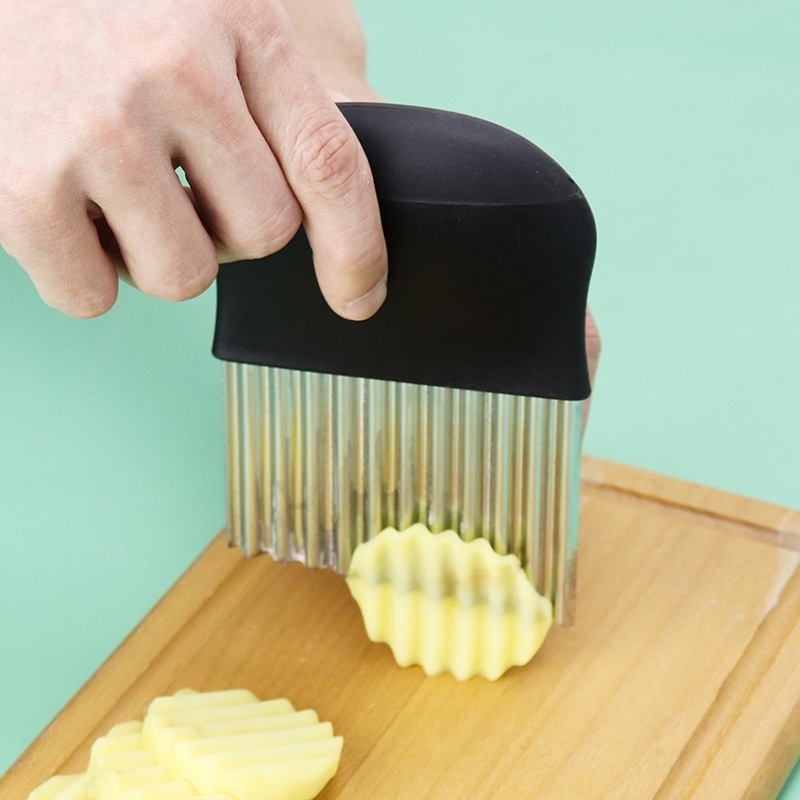 Stainless Steel Potato Cutter Plastic Handle French Fry Cutter Manual Wave French Fry Cutter Wolf Tooth Potato Knife Potato Cutting Tool
