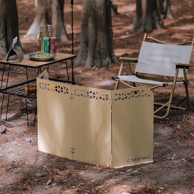 Outdoor Foldable Windshield Camping Equipment Three-fold Large Thickened Cassette Stove Steel Windshield With Storage Bag