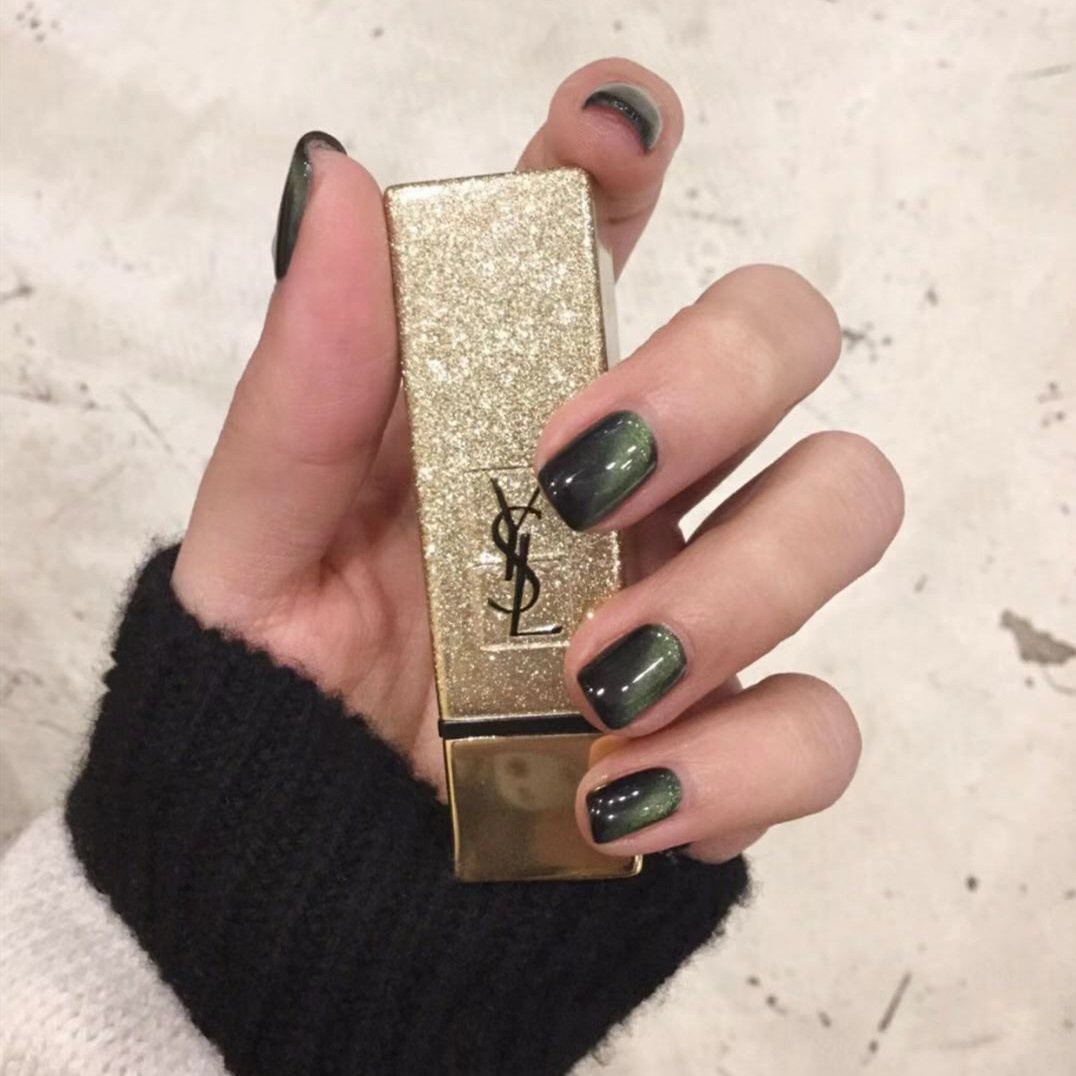 Cat's Eye Nail Art Finished Product Wear False Nails Phototherapy Nails Nail Art Stickers False Nail Stickers Internet Celebrity Same Nail Art