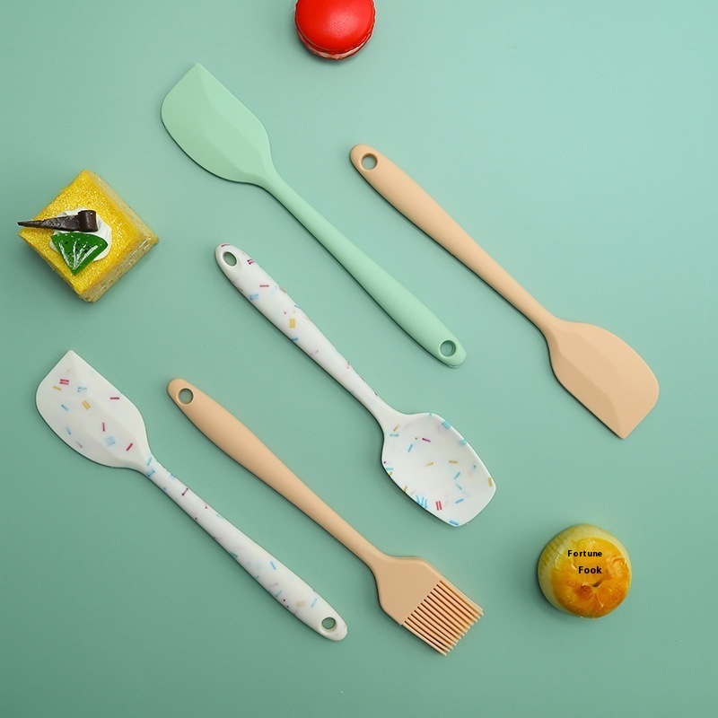 Small Barbecue Oil Brush Silicone Scraper Baking Cream Spatula Barbecue Silicone Brush Creative Integrated Design