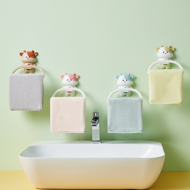 Punch-free Wall-mounted Towel Rack Bathroom Children's Cartoon Cow Suction Cup Wall-mounted Bathroom Storage Rack Towel Hanging