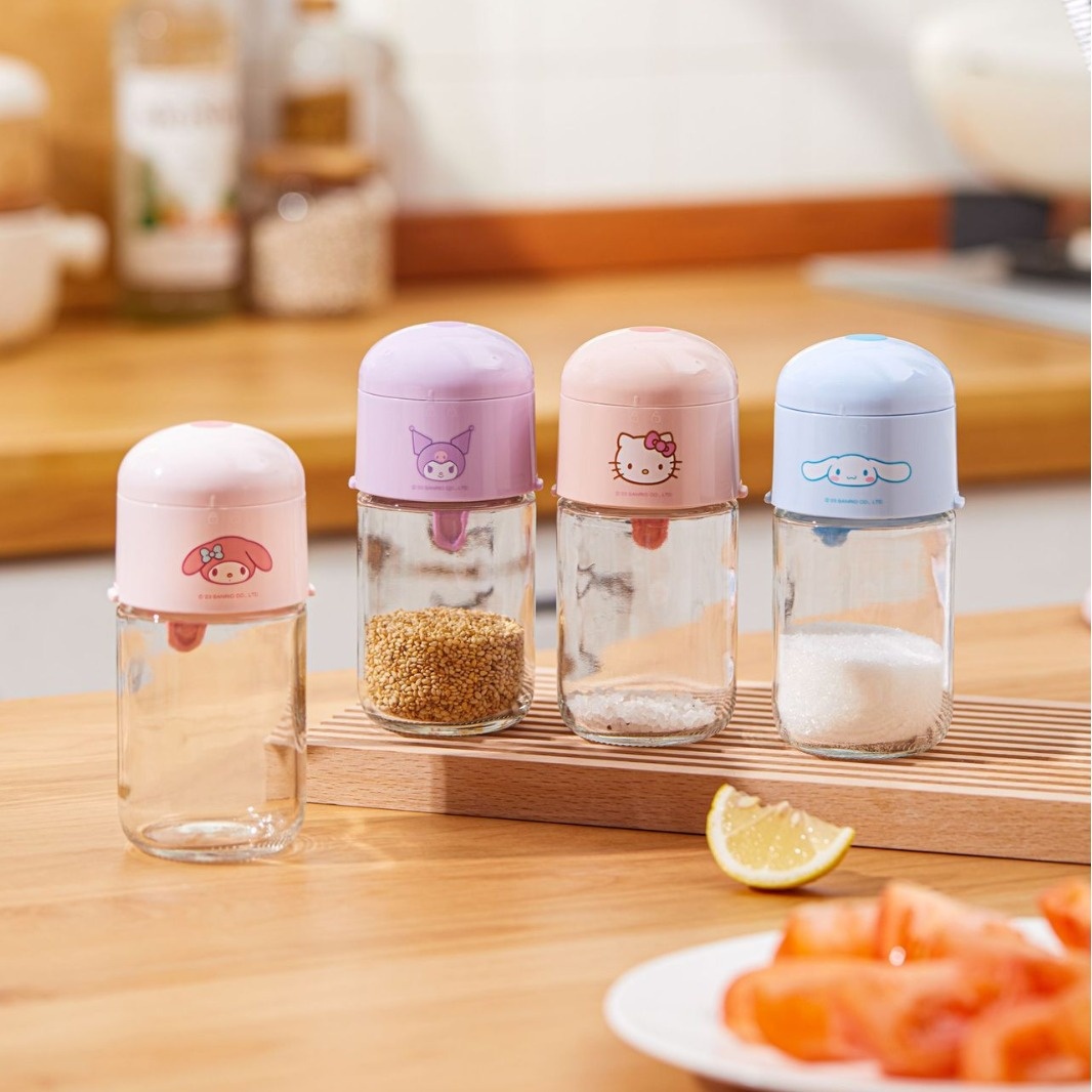 Sanrio Genuine Authorized Cartoon Kitchenware Quantitative Seasoning Jar Moisture-proof Sealed Salt Jar Household Controlled Amount Salt Jar