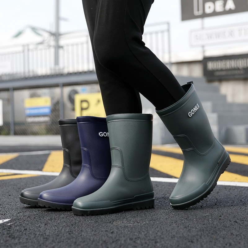 Men's Rain Boots Outdoor Anti-slip Waterproof Mid-tube Fashionable Water Shoesy Four Seasons Fishing Korean Work Rain Boots