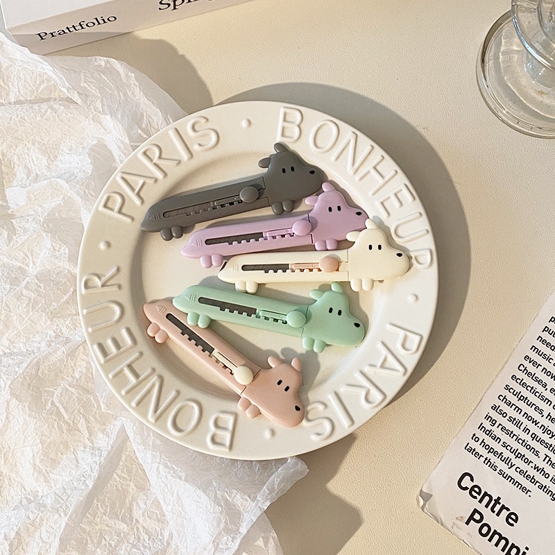 Creative Cartoon Puppy Shape Utility Knife Portable Paper Cutter Office Supplies Handbook Paper Cutter Box Cutter