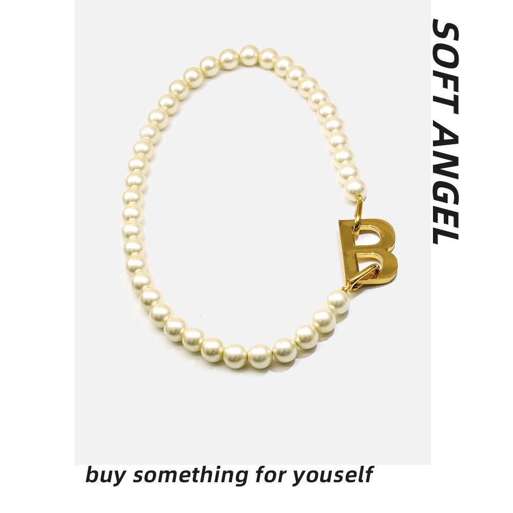 French Autumn And Winter Necklace Niche Light Luxury Fashion Simple Retro Pearl Metal Letters Embellished Sweater Chain