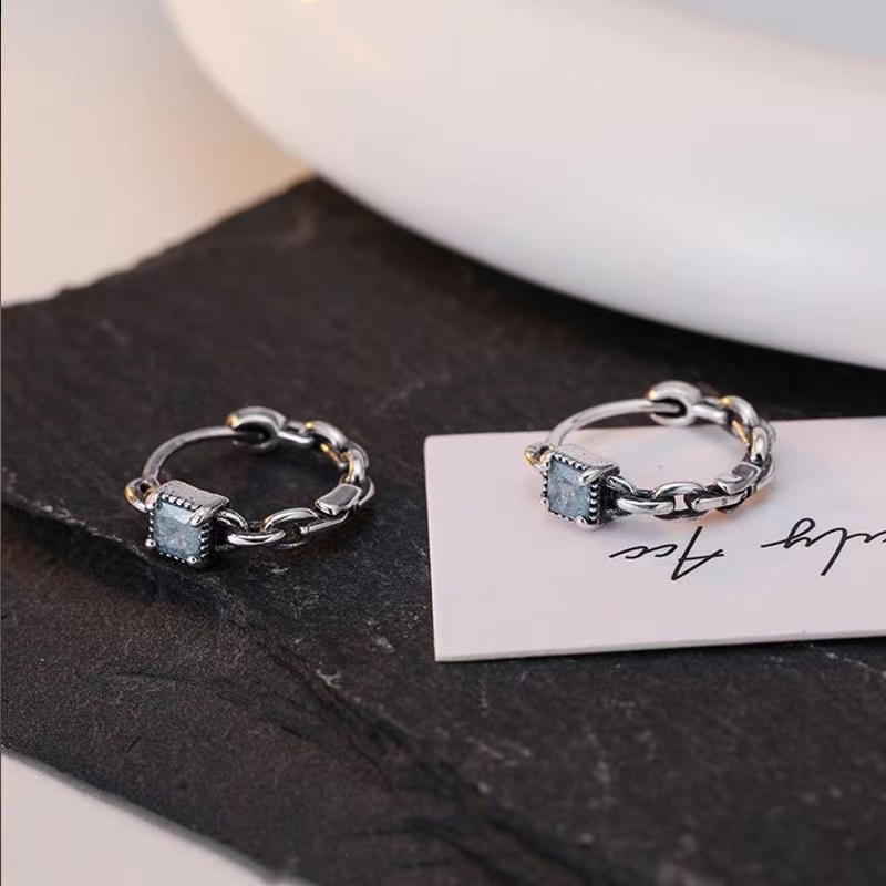 Light Luxury Niche Fashion Elegant Blue Square Sugar Ear Buckle Female Y Small Simple High-end Design Earrings Ear