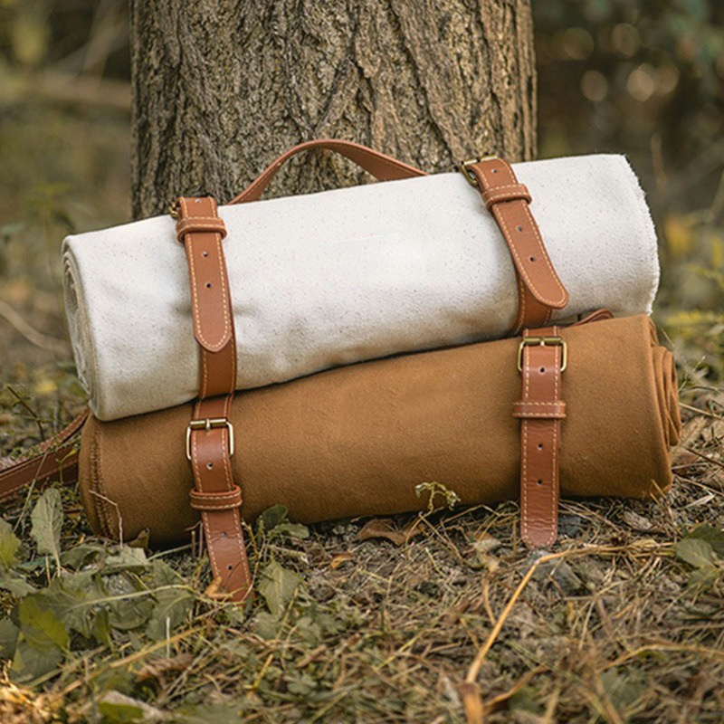 Picnic Mat Outdoor Moisture-proof Mat French Retro Solid Color Camping Beach Mat Net Celebrity Portable Waterproof Picnic Mat