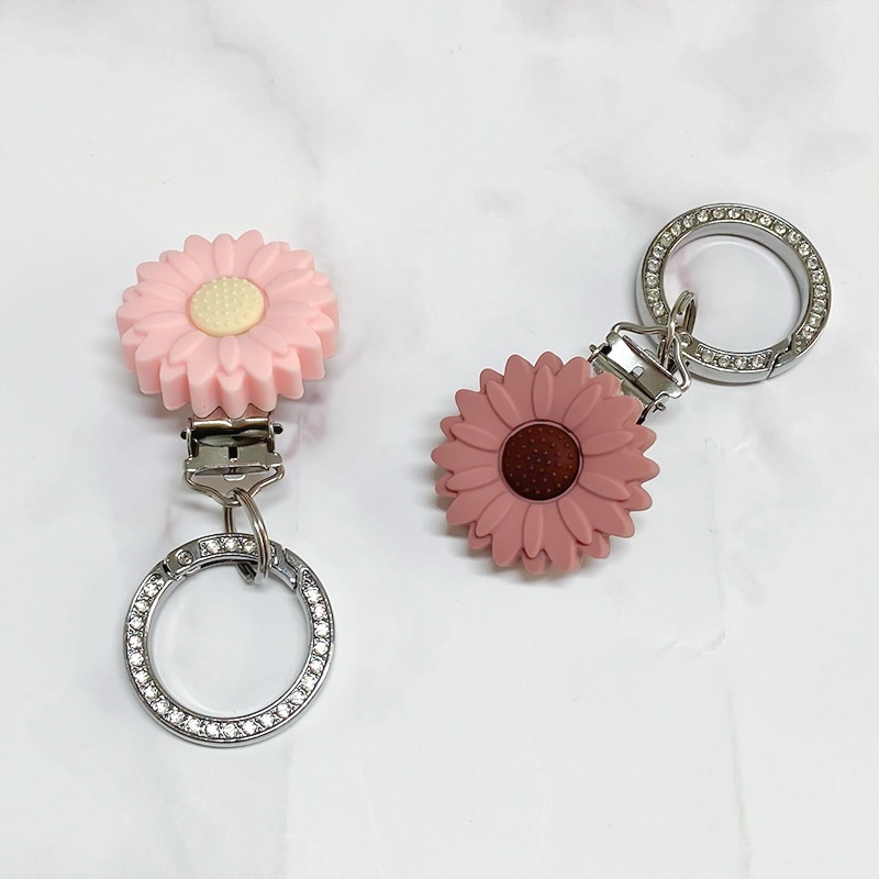 Hat Brim Clip Daisy Flower Silicone Pacifier Clip Chrysanthemum DIYPacifier Teether Anti-fall Crocodile Clip Silicone Hat Clip