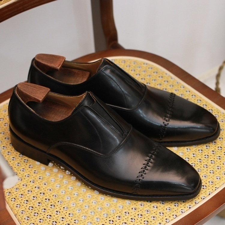 British Piano Outsole Comfortable And Lightweight Carved Business Suit Three-joint Brogue Suit Design Oxford Shoes Men