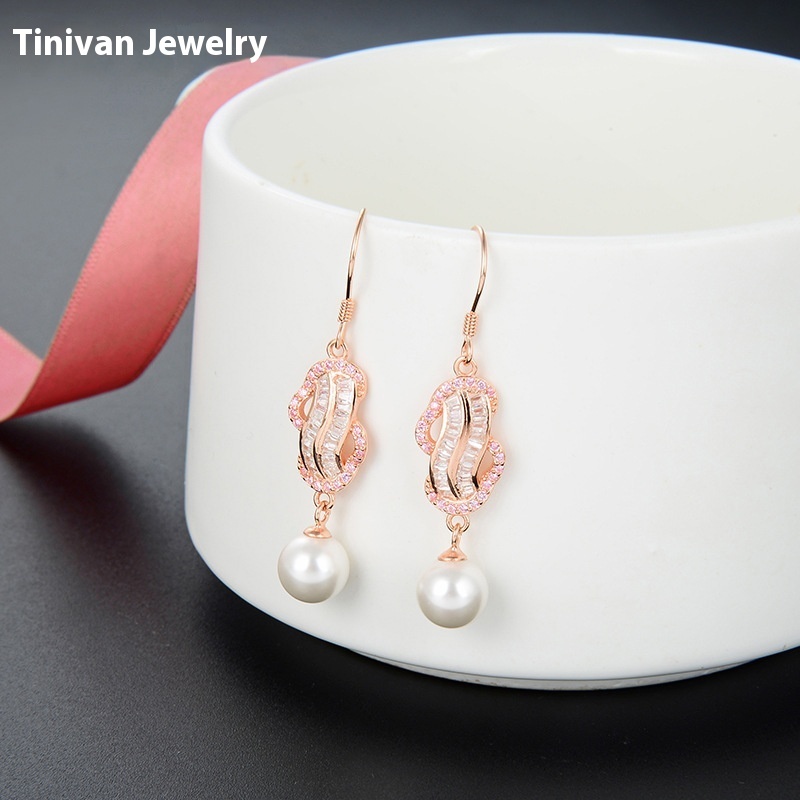 Cold Style Fashion Accessories Ear Hooks Korean S925 Silver Pearl Jewelry Earrings Ladies Temperament Diamond Earrings