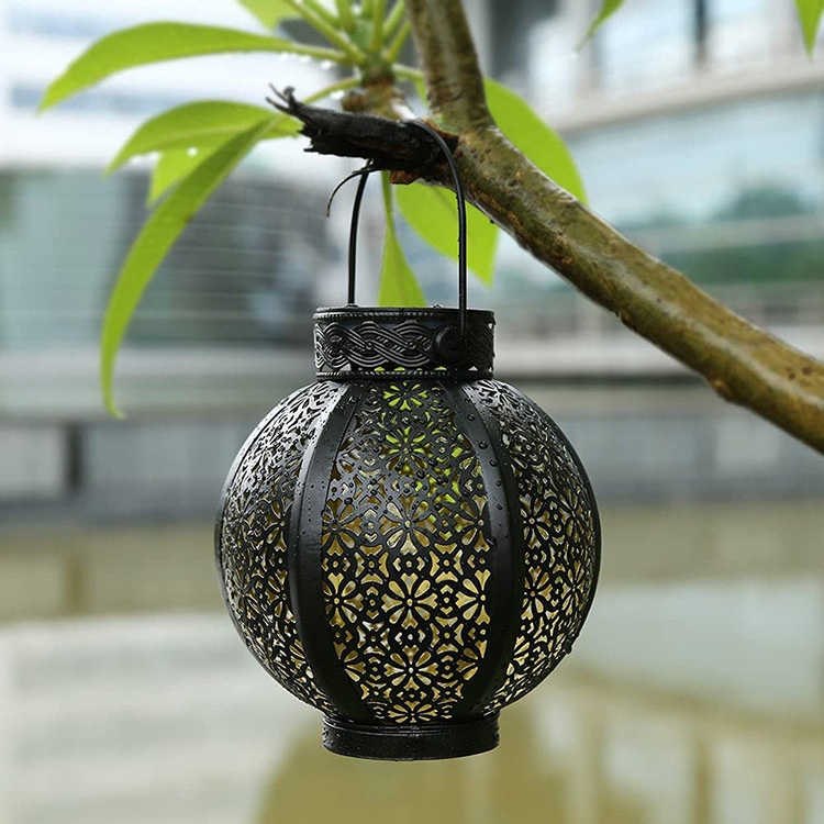 Outdoor Solar Lights Wrought Iron Hollow Hanging Lanterns Outdoor Garden Lawn Garden Lights Atmosphere Terrace Projection Lights